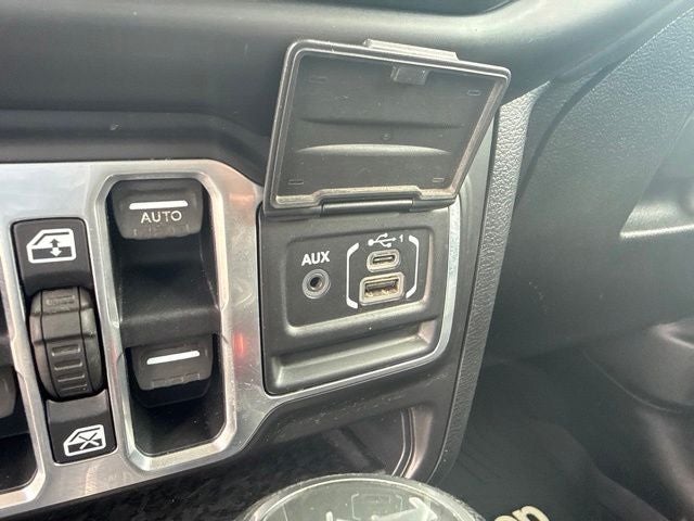 2018 Jeep Wrangler Unlimited Sahara 4x4