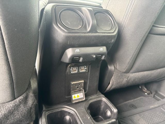 2018 Jeep Wrangler Unlimited Sahara 4x4