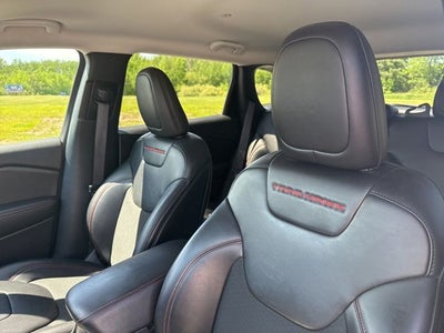 2020 Jeep Cherokee Trailhawk