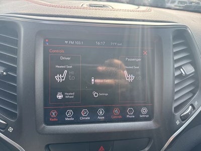 2020 Jeep Cherokee Trailhawk