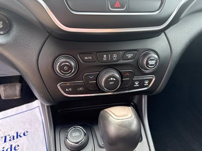 2022 Jeep Cherokee North