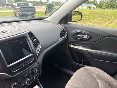 2022 Jeep Cherokee North