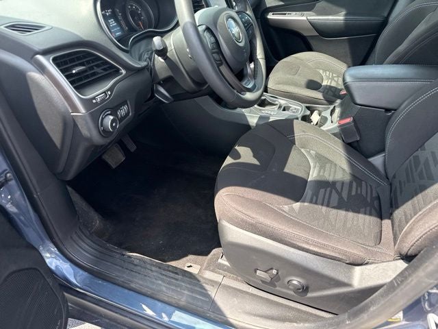 2022 Jeep Cherokee North