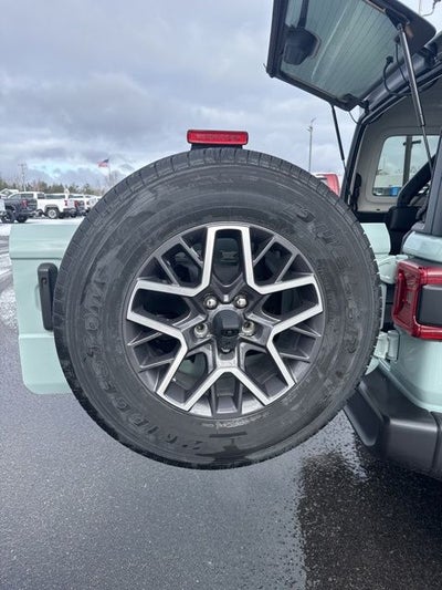 2024 Jeep Wrangler 4-Door Sahara