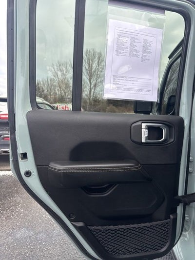 2024 Jeep Wrangler 4-Door Sahara