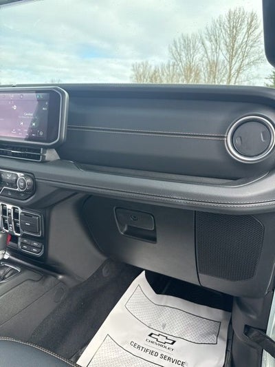 2024 Jeep Wrangler 4-Door Sahara