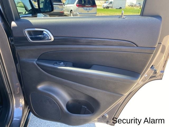 2019 Jeep Grand Cherokee Laredo