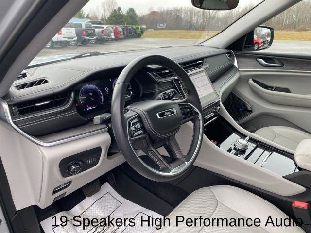 2022 Jeep Grand Cherokee Overland 4x4