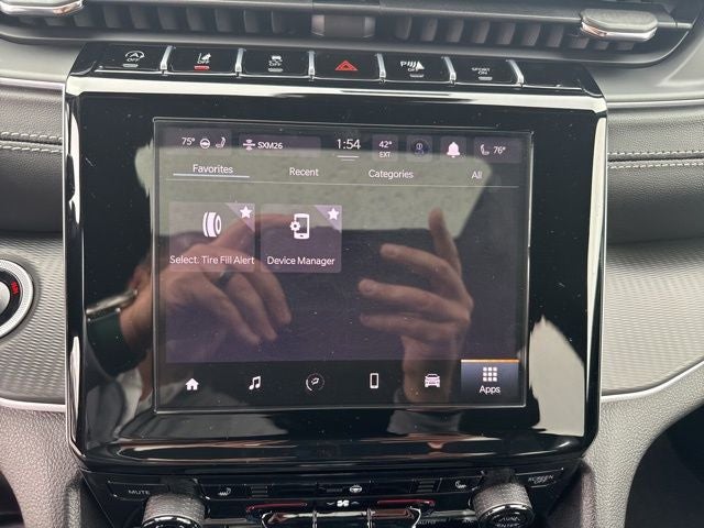 2026 Jeep Grand Cherokee GRAND CHEROKEE L LAREDO X 4X4