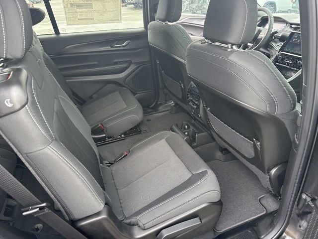 2026 Jeep Grand Cherokee GRAND CHEROKEE L LAREDO X 4X4