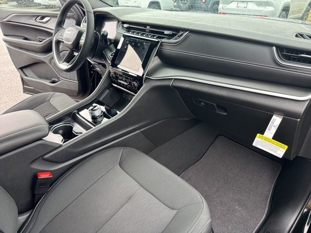 2026 Jeep Grand Cherokee GRAND CHEROKEE L LAREDO X 4X4