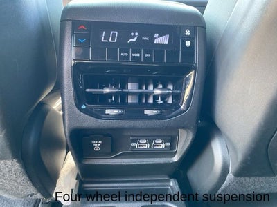 2022 Jeep Grand Cherokee L Altitude 4x4