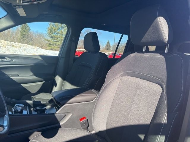 2026 Jeep Grand Cherokee GRAND CHEROKEE L LAREDO X 4X4