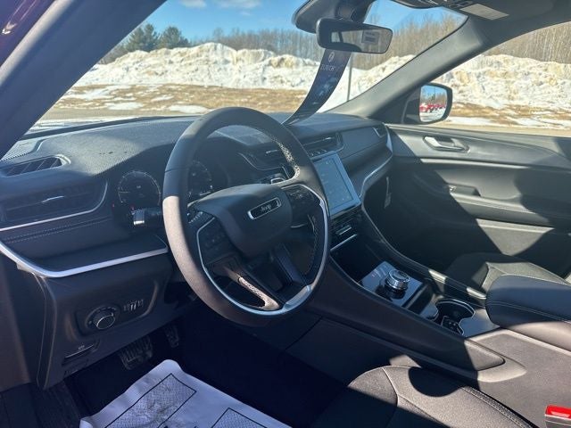 2026 Jeep Grand Cherokee GRAND CHEROKEE L LAREDO X 4X4