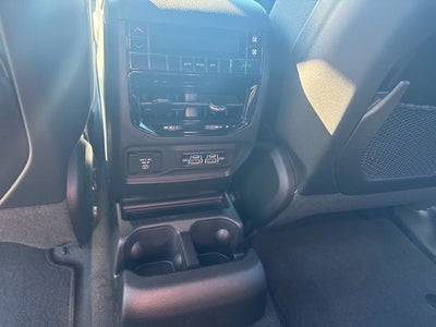 2026 Jeep Grand Cherokee GRAND CHEROKEE L LAREDO X 4X4