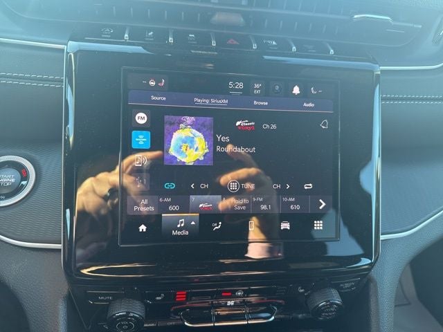 2026 Jeep Grand Cherokee GRAND CHEROKEE L LAREDO X 4X4