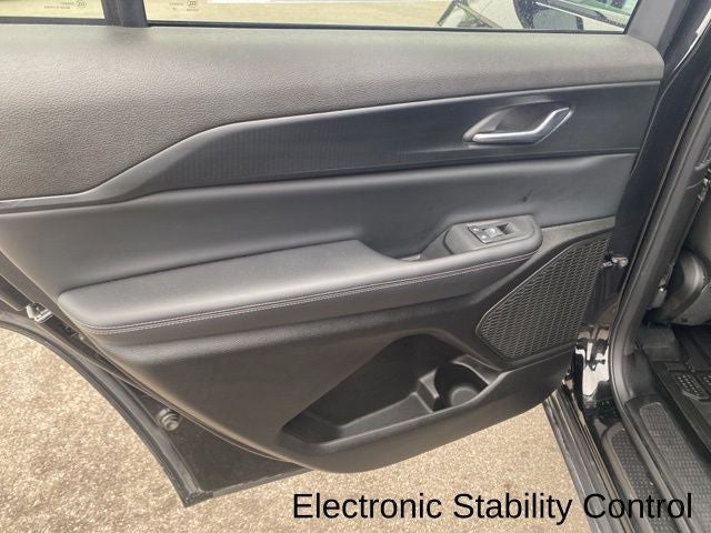 2025 Jeep Grand Cherokee L Altitude X 4x4