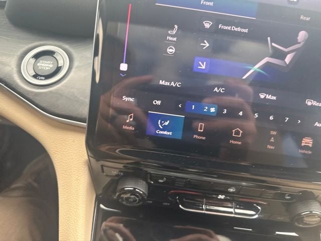 2023 Jeep Grand Cherokee L Limited 4x4