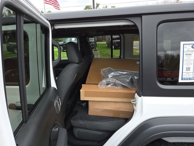 2024 Jeep Wrangler 4-Door Rubicon