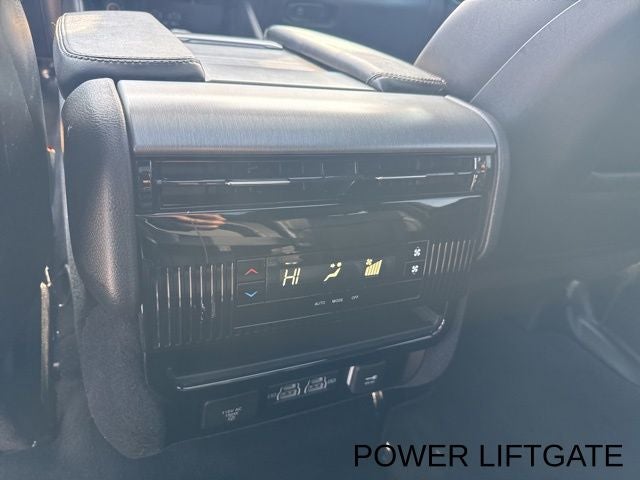 2024 Jeep Wagoneer Series II Carbide