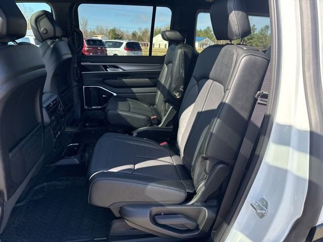 2026 Jeep Grand Wagoneer GRAND WAGONEER LIMITED ALTITUDE 4X4