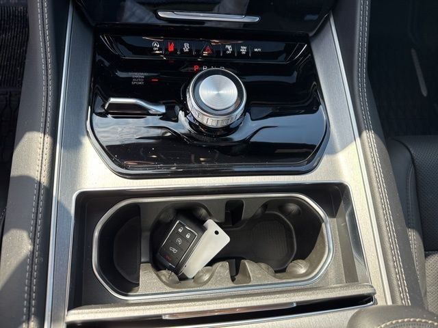 2026 Jeep Grand Wagoneer GRAND WAGONEER LIMITED ALTITUDE 4X4