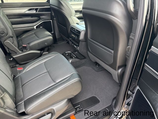 2026 Jeep Grand Wagoneer GRAND WAGONEER LIMITED ALTITUDE 4X4