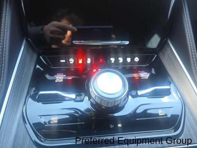 2023 Jeep Wagoneer Series III