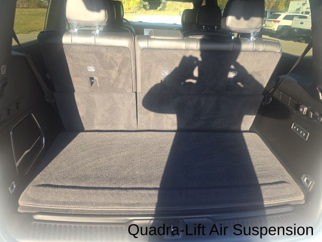 2023 Jeep Wagoneer Series III