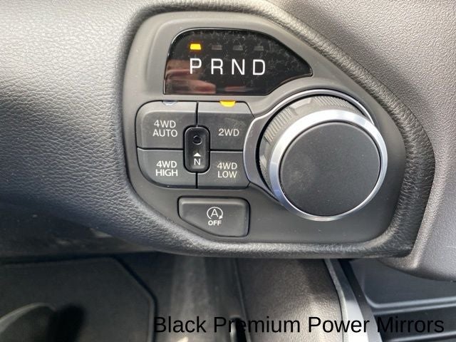 2025 RAM Ram 1500 RAM 1500 BIG HORN CREW CAB 4X4 5'7' BOX