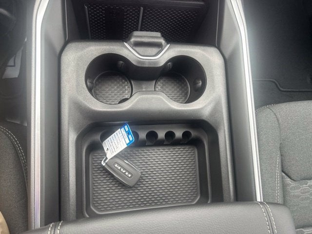 2027 RAM Ram 1500 RAM 1500 BIG HORN CREW CAB 4X4 5'7' BOX