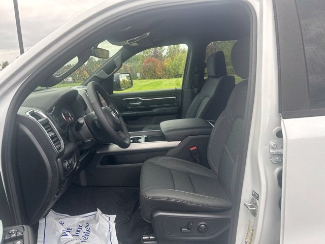 2027 RAM Ram 1500 RAM 1500 BIG HORN CREW CAB 4X4 5'7' BOX