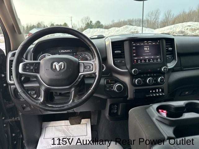 2019 RAM 1500 Big Horn/Lone Star Crew Cab 4x4 5'7' Box