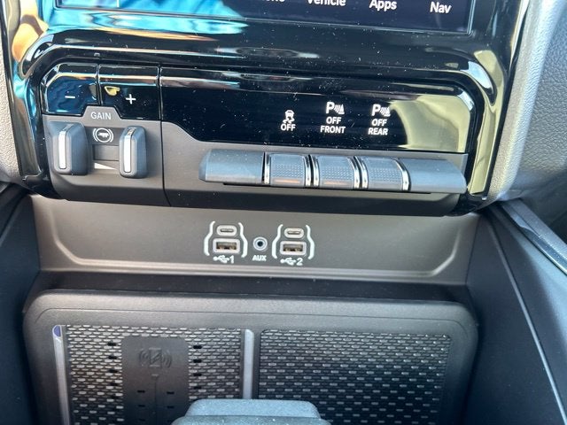2027 RAM Ram 1500 RAM 1500 LARAMIE CREW CAB 4X4 5'7' BOX