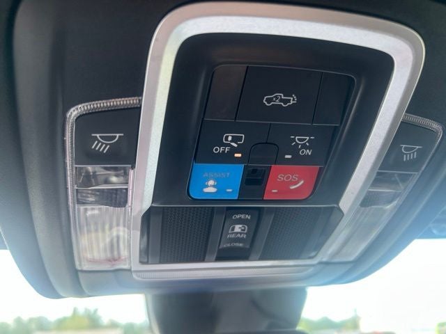 2025 RAM 1500 Rebel Crew Cab 4x4 5'7' Box