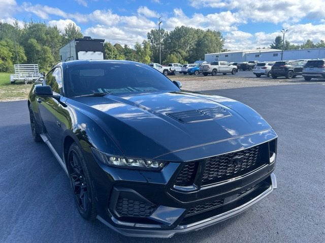 2025 Ford Mustang GT Premium Fastback