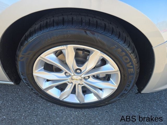 2020 Chevrolet Malibu FWD LT