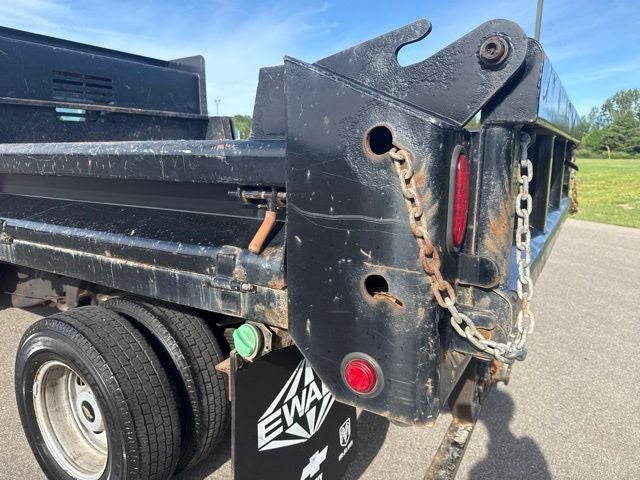 2016 Chevrolet Silverado 3500HD Chassis WT