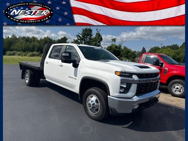 2022 Chevrolet Silverado 3500HD Chassis LT
