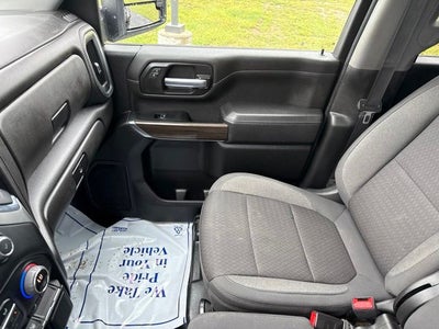 2022 Chevrolet Silverado 3500HD Chassis LT