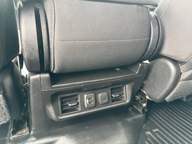 2022 Chevrolet Silverado 3500HD Chassis LT