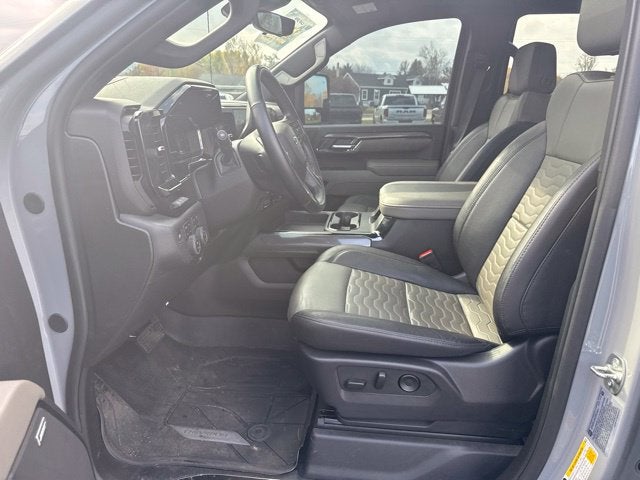 2025 Chevrolet Silverado 2500HD 4WD Crew Cab Standard Bed ZR2
