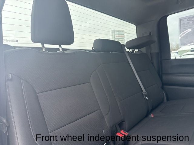 2022 Chevrolet Silverado 2500HD 4WD Crew Cab Standard Bed Custom