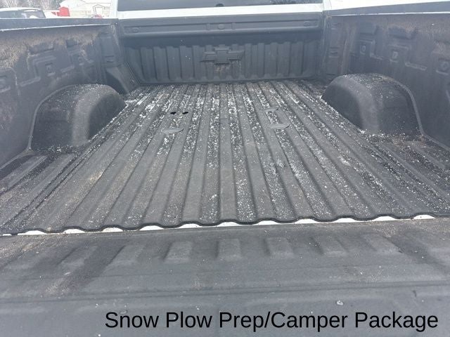 2022 Chevrolet Silverado 2500HD 4WD Crew Cab Standard Bed Custom