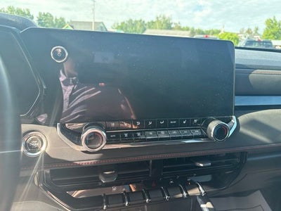 2023 Chevrolet Colorado 4WD Crew Cab Short Box Z71