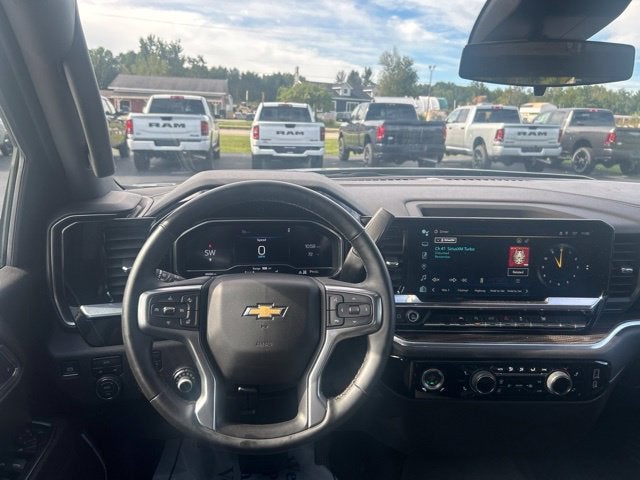 2024 Chevrolet Silverado 1500 4WD Double Cab Standard Bed LT with 2FT