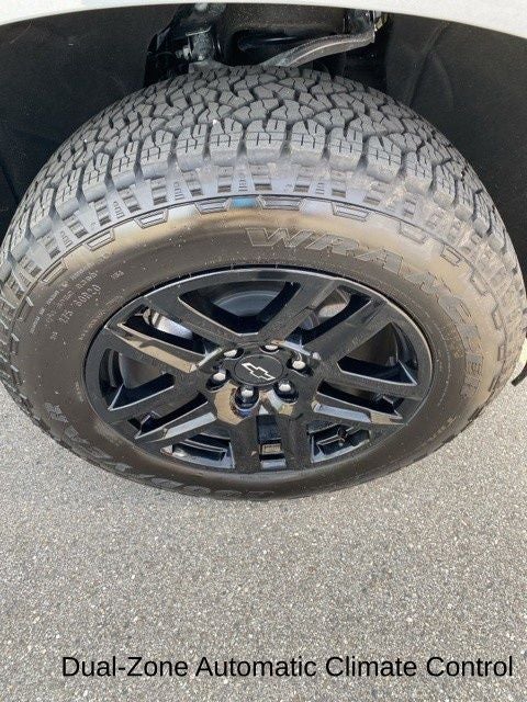 2024 Chevrolet Silverado 1500 4WD Crew Cab Short Bed RST