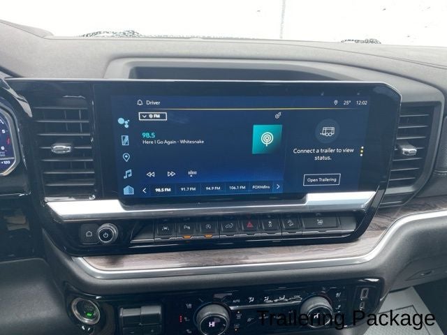 2022 Chevrolet Silverado 1500 4WD Crew Cab Short Bed LTZ