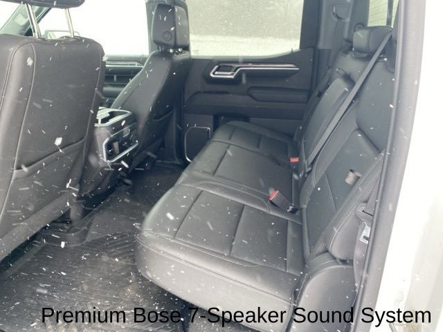 2022 Chevrolet Silverado 1500 4WD Crew Cab Short Bed LTZ