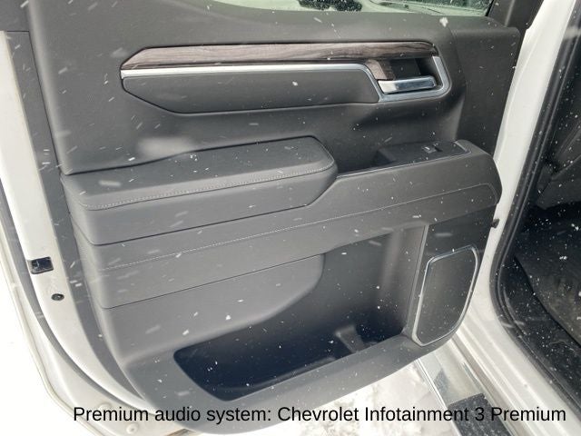 2022 Chevrolet Silverado 1500 4WD Crew Cab Short Bed LTZ